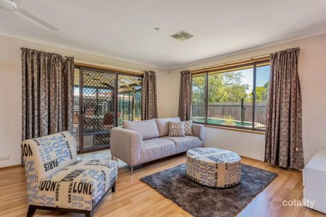 Property photo of 10 Pinehurst Grove Morphett Vale SA 5162