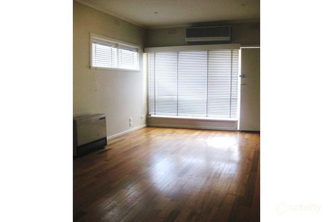 Property photo of 2/24 Winston Drive Caulfield South VIC 3162