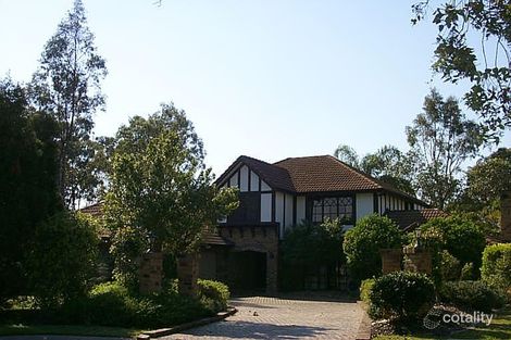 11 Mckinley Ct, Mount Ommaney, QLD 4074