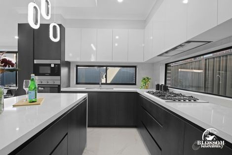 Property photo of 54 Feathertail Avenue Melonba NSW 2765