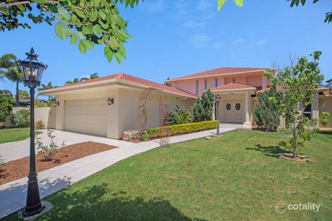 Property photo of 1 Chantilly Close Benowa QLD 4217