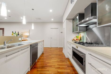 Property photo of 37 Warrawong Circuit Doreen VIC 3754