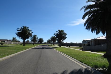 Property photo of 29 Eagle Bay Terrace Paynesville VIC 3880