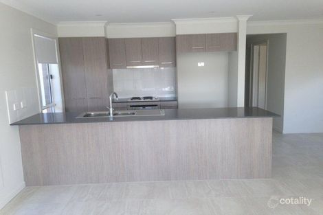 Property photo of 2/33 McLachlan Circuit Willow Vale QLD 4209