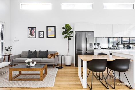 Property photo of 2/18 Lawrence Street Hadfield VIC 3046