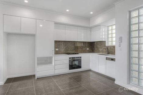 Property photo of 9/23 Wambool Street Bulimba QLD 4171