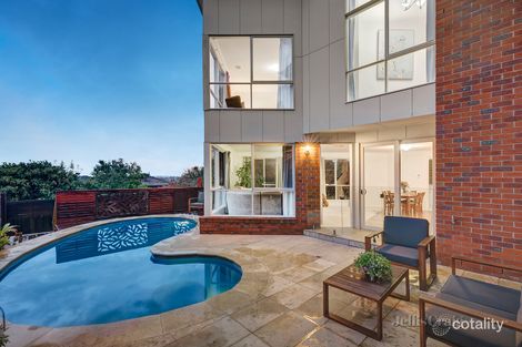 Property photo of 58 Sugarloaf Drive Macleod VIC 3085