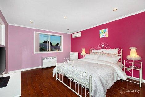Property photo of 16/8 Watergum Way Greenacre NSW 2190