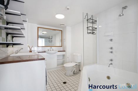 Property photo of 52/210-218 Surf Parade Surfers Paradise QLD 4217