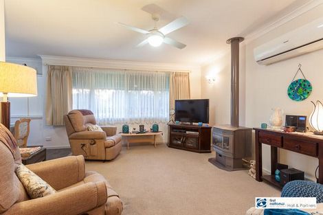 Property photo of 21 Currawong Street Keysborough VIC 3173