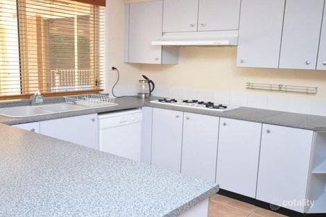 Property photo of 7 Woodbine Close Lisarow NSW 2250