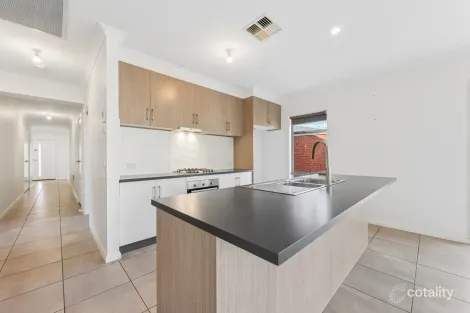 Property photo of 9 Ella-Mae Court Red Cliffs VIC 3496