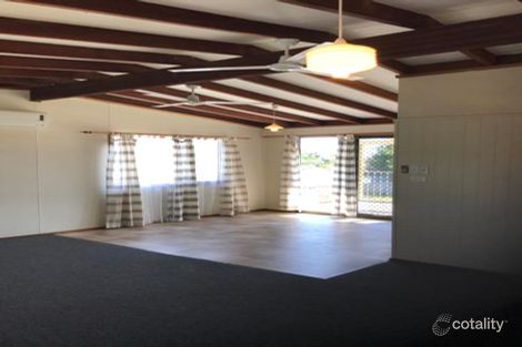 Property photo of 24 Scrivener Place Halls Head WA 6210