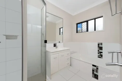Property photo of 3 Panicum Close Bohle Plains QLD 4817