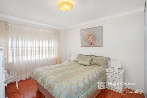 Property photo of 1 Mackenzie Avenue Mount Warrigal NSW 2528