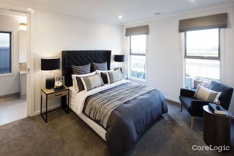 Property photo of 7 Seahawk Crescent Clyde North VIC 3978