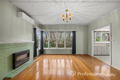 Property photo of 104 Hereford Road Mount Evelyn VIC 3796