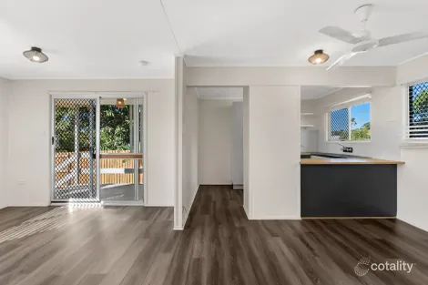 Property photo of 9 Patula Close Manoora QLD 4870