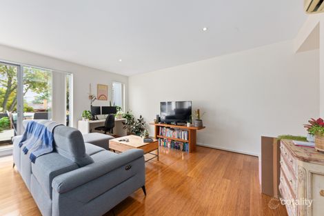 Property photo of 4/219-221 Alma Road St Kilda East VIC 3183