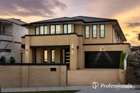 10 Crosbie Rd, Murrumbeena, VIC 3163
