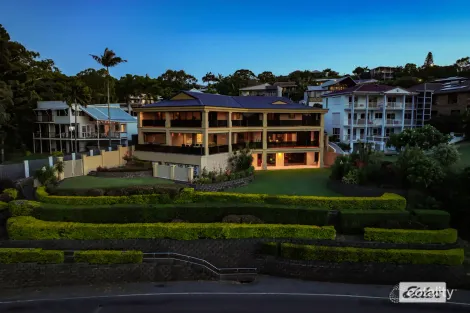 9 Rosslyn Cl, Lammermoor, QLD 4703