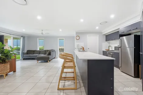 8 Flat Top Dr, Woolgoolga, NSW 2456