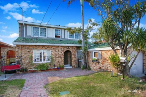 220 Flagstaff Rd, Lake Heights, NSW 2502