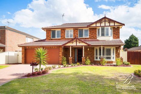 4 Valleyfield Ct, Wattle Grove, NSW 2173
