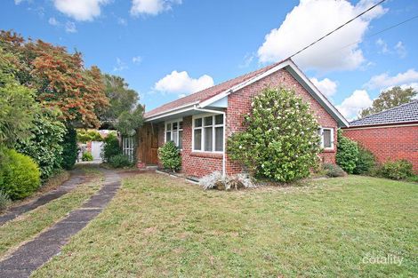 Property photo of 28 Kemp Avenue Mount Waverley VIC 3149