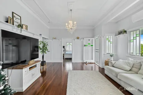 Property photo of 18 Hunter Street West Rockhampton QLD 4700