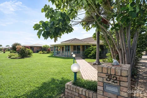 Property photo of 32 Gainsborough Drive Ayr QLD 4807