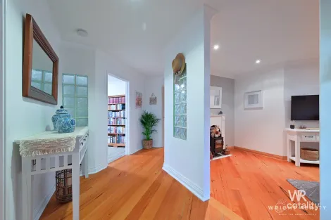 Property photo of 16 Bowstring Place Joondalup WA 6027