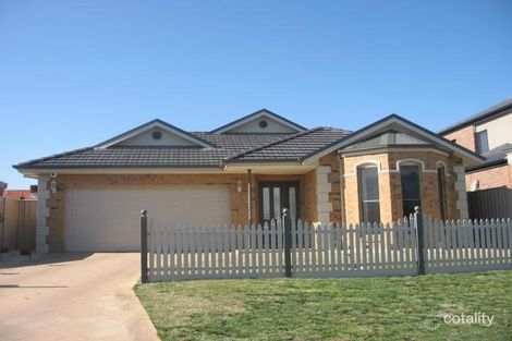 3 Liverpool Cct, Craigieburn, VIC 3064