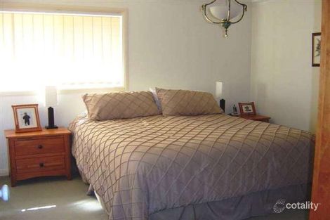 Property photo of 11 Brookvale Close Kenmore Hills QLD 4069