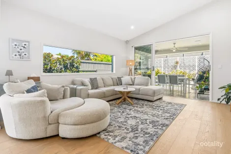 Property photo of 39 Leslie Crescent Baringa QLD 4551