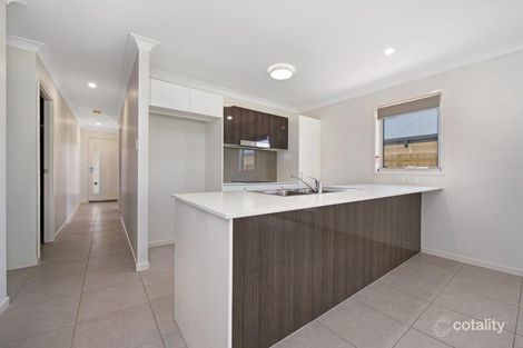 Property photo of 1/5A Nash Drive Glenvale QLD 4350