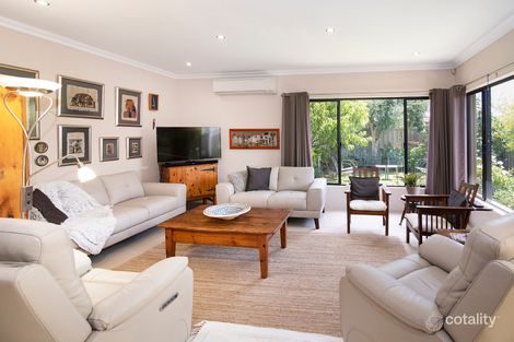 Property photo of 1 Headstay Cove Geographe WA 6280