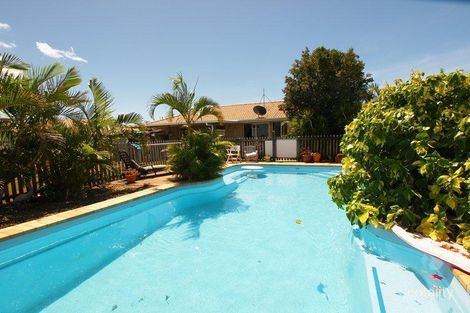Property photo of 23 Goodwin Avenue Point Vernon QLD 4655