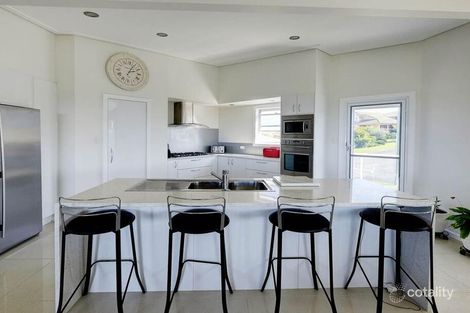 Property photo of 26 Surfview Avenue Black Head NSW 2430