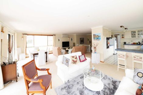 Property photo of 81 Lakeview Crescent Forster NSW 2428