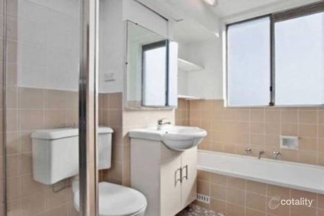 Property photo of 18/1 Bortfield Drive Chiswick NSW 2046