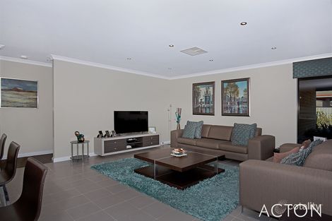 Property photo of 2 Bremer Way South Yunderup WA 6208