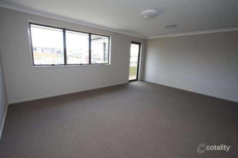 Property photo of 32 Long Island Drive Windaroo QLD 4207