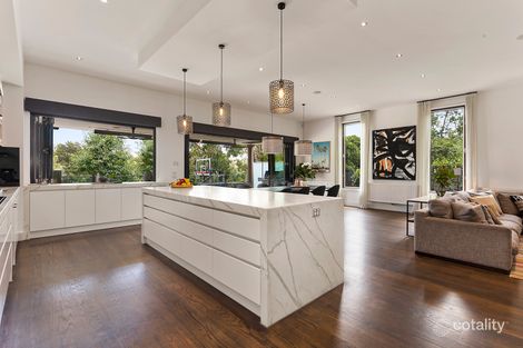 Property photo of 35 Willow Grove Kew East VIC 3102