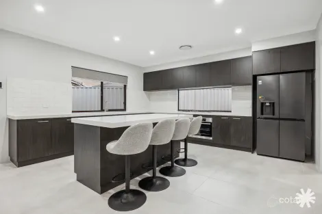 Property photo of 145 Monticello Parkway Piara Waters WA 6112