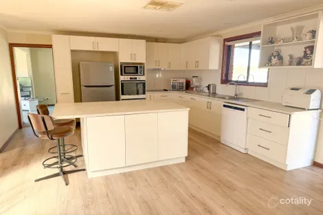 Property photo of 9 Cox Street Sea Lake VIC 3533