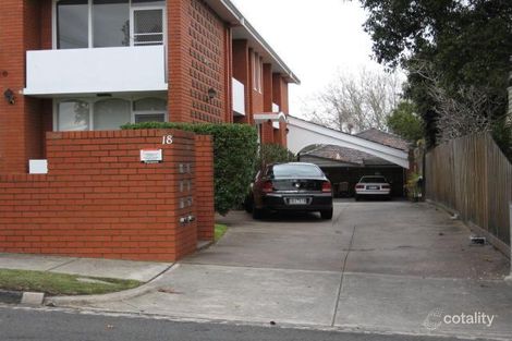 Property photo of 2/18 Segtoune Street Kew VIC 3101