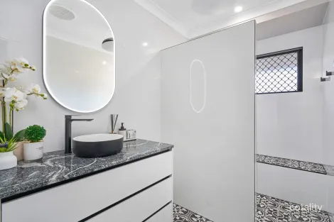 Property photo of 11 Pansini Street Edmonton QLD 4869