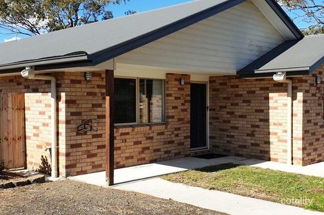 Property photo of 37 Hustons Place Pirrinuan QLD 4405