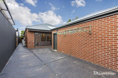 Property photo of 27 Walhalla Drive Eynesbury VIC 3338